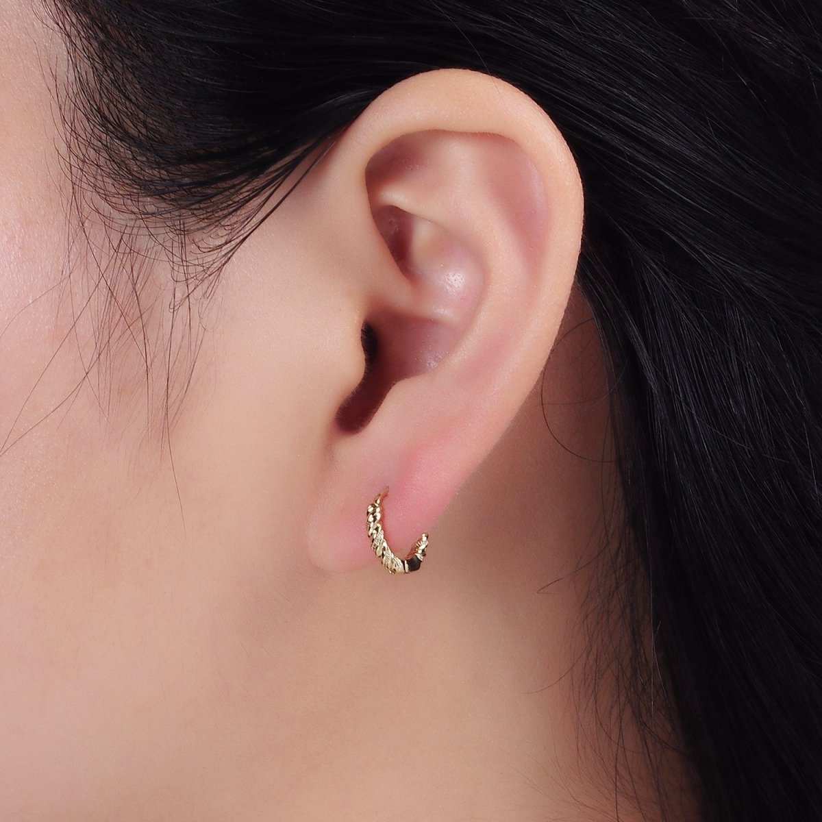 14K Gold plated 11mm Dotted Croissant Cartilage Huggie Earrings | AE722 - DLUXCA