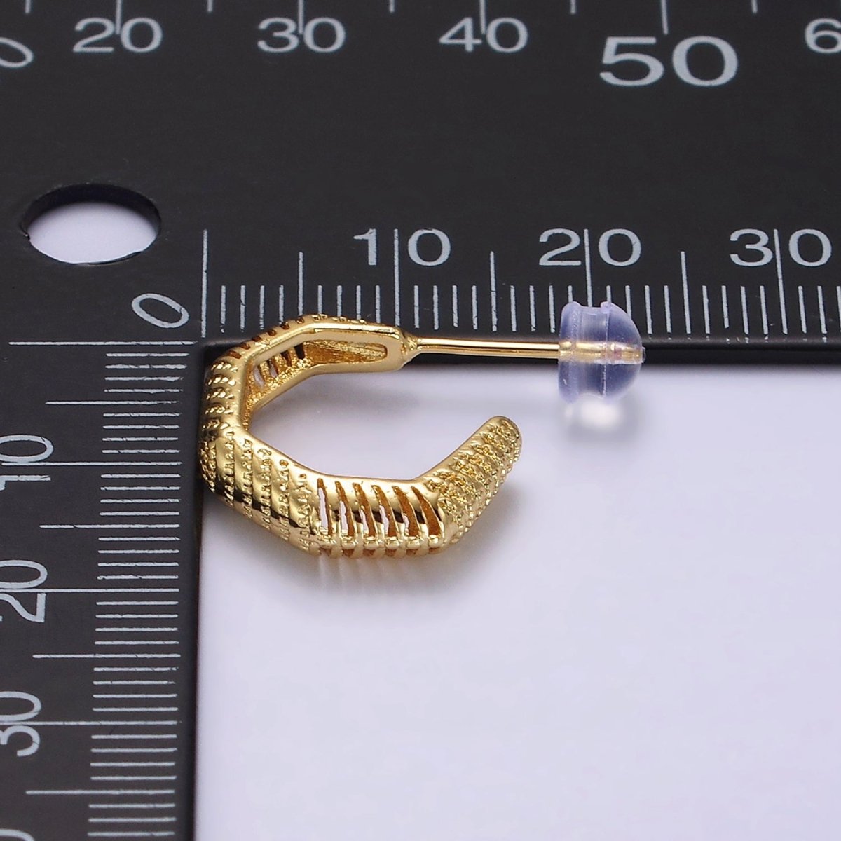 14K Gold plated 18mm Open Textured Geometric C-Shaped Hoop Earrings | AB1117 - DLUXCA