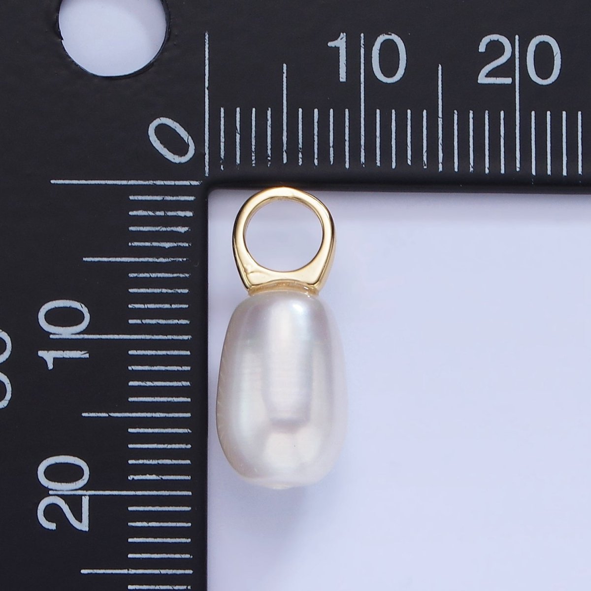 14K Gold plated 20mm Biwa Shell Pearl Drop Pendant | P1742 - DLUXCA