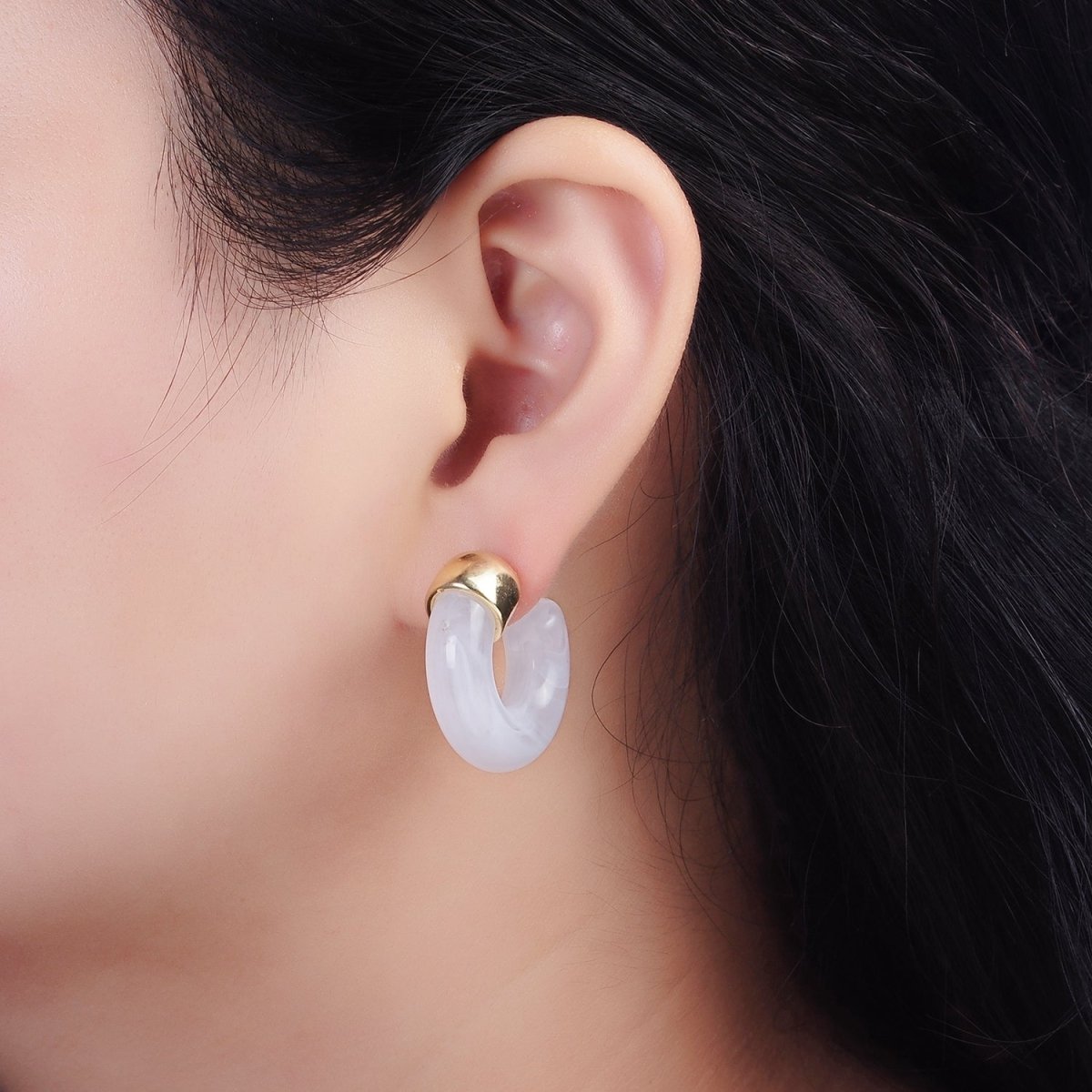 14K Gold plated 25mm Orange & White C-Shaped Resin Hoop Earrings | AE186-187