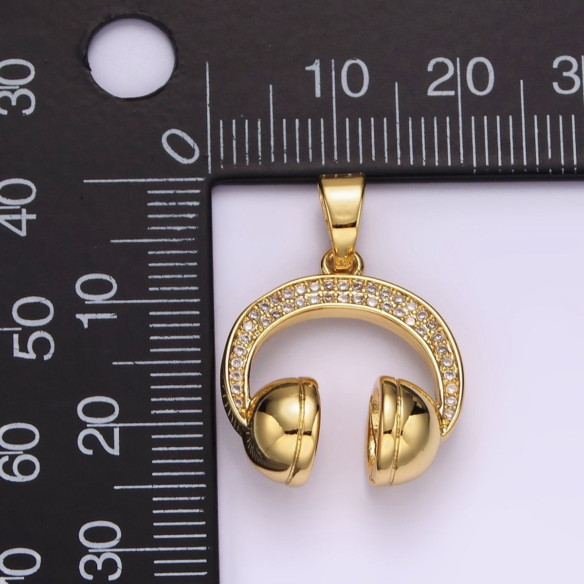 14K Gold plated 25mm Headphones Headset Micro Paved CZ Pendant | AH120 - DLUXCA