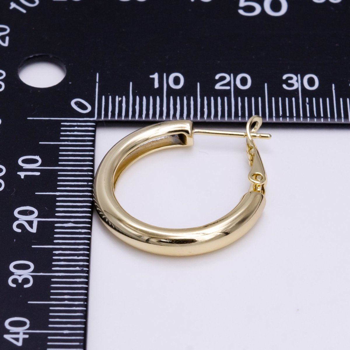 14K Gold plated 25mm Round Chubby Hinge Hoop Earrings | AE543 - DLUXCA