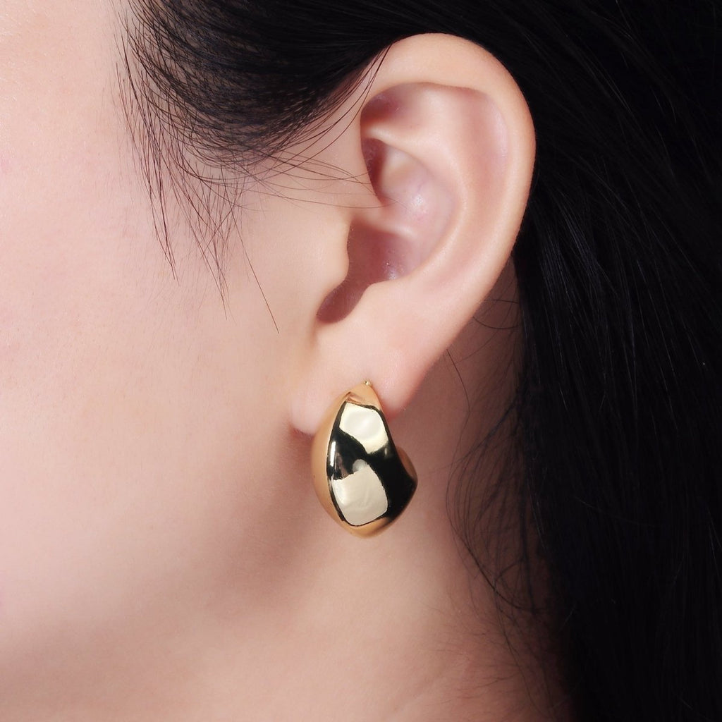 14K Gold plated 28mm Edged Chubby C-Shaped Hoop Earrings | AE332 - DLUXCA