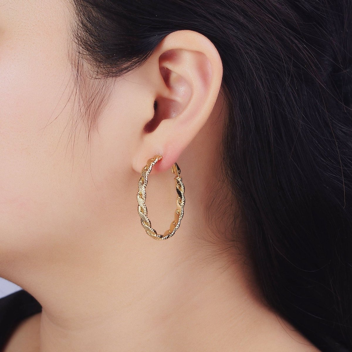 14K Gold plated 35mm Textured Flat Twisted Hinge Hoop Earrings | AE047 - DLUXCA