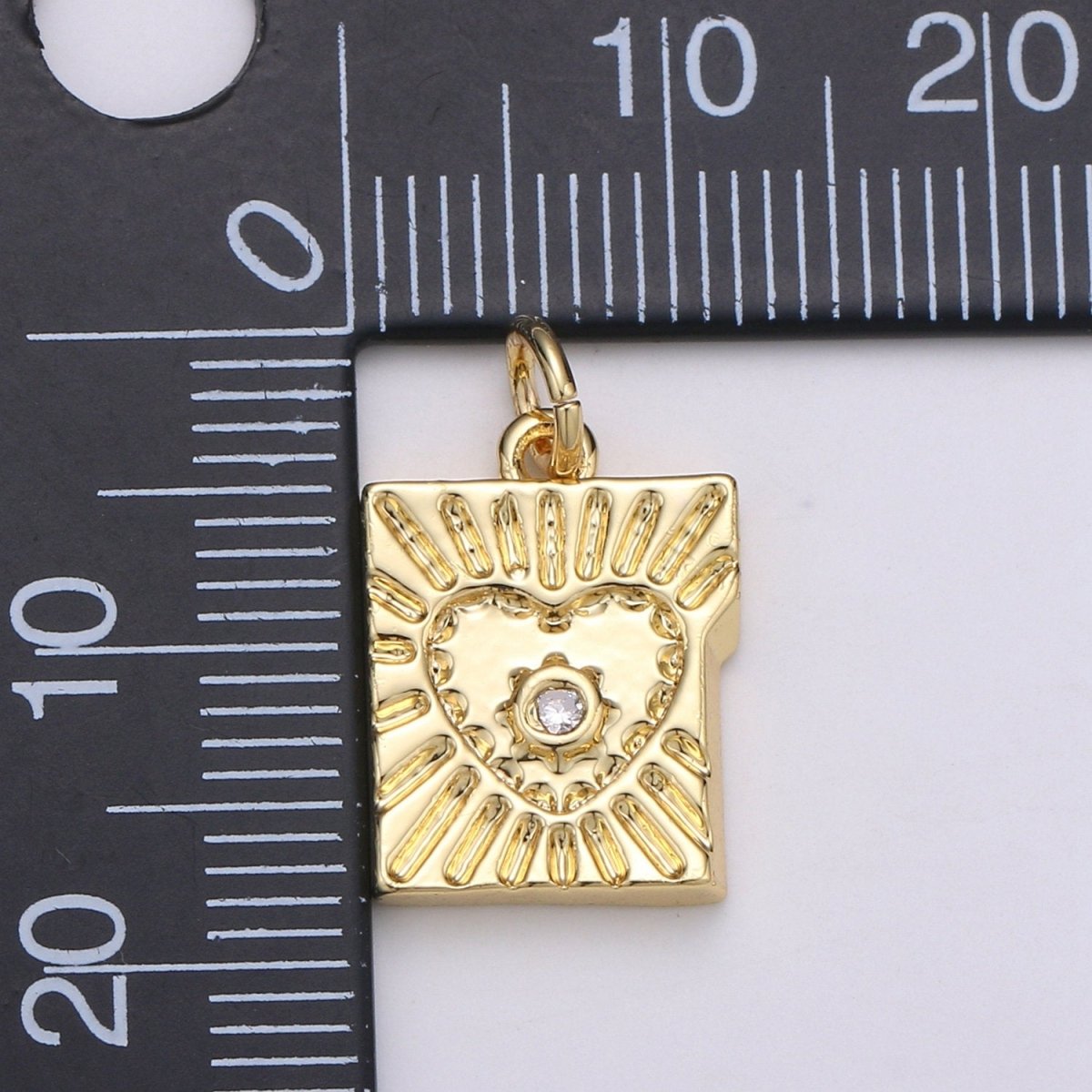 14k Gold plated Charm Mini Heart Charm Tablet Heart Sun Ray Pendant for Necklace Bracelet Earring. D-714 - DLUXCA