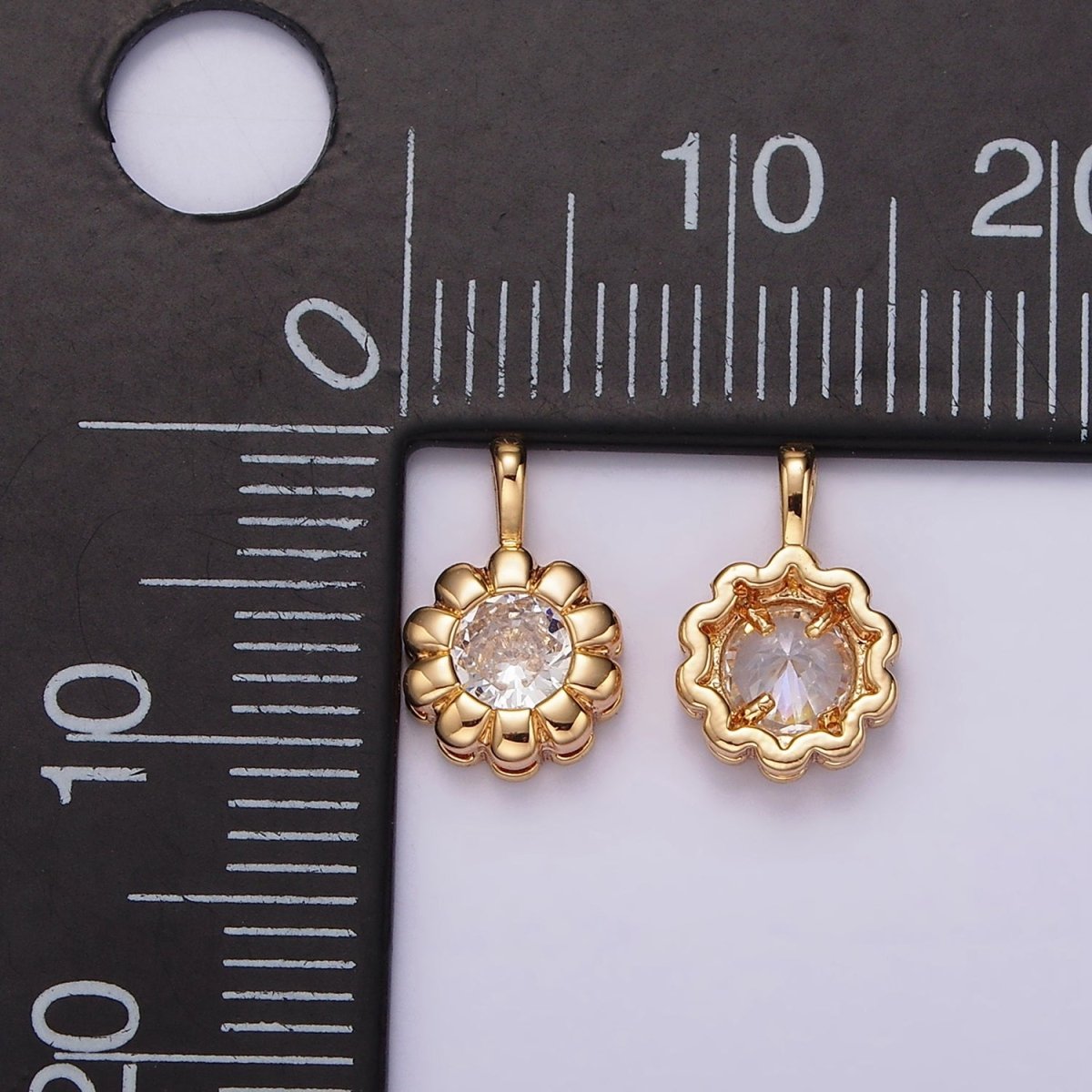 14K Gold plated Clear CZ Lined Bezel Flower Pendant | N1961 - DLUXCA