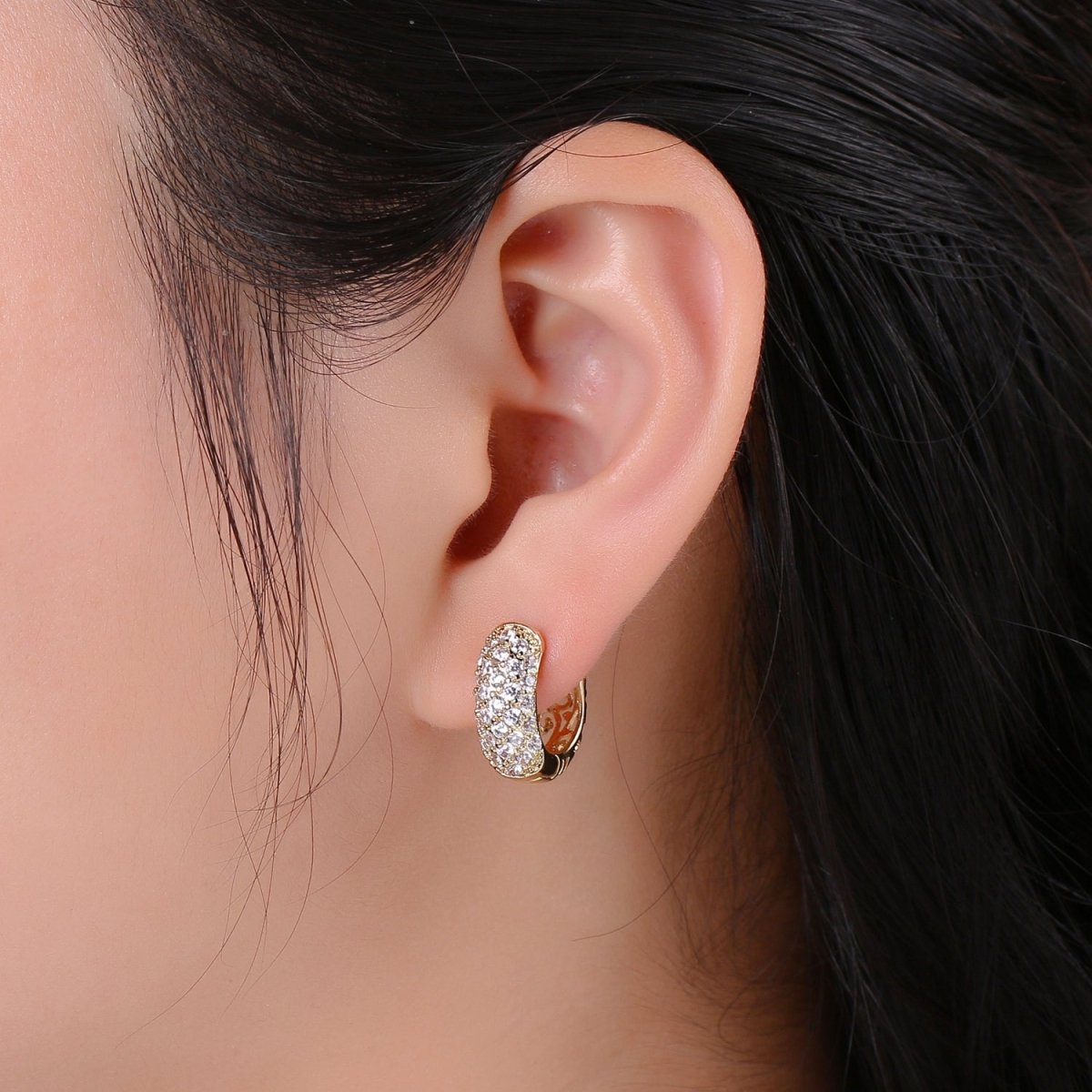 14K Gold plated CZ Cubic Zirconia Hoop Huggie Earrings Chunky Hoop Earring for Valentine Gift Q-306 - DLUXCA