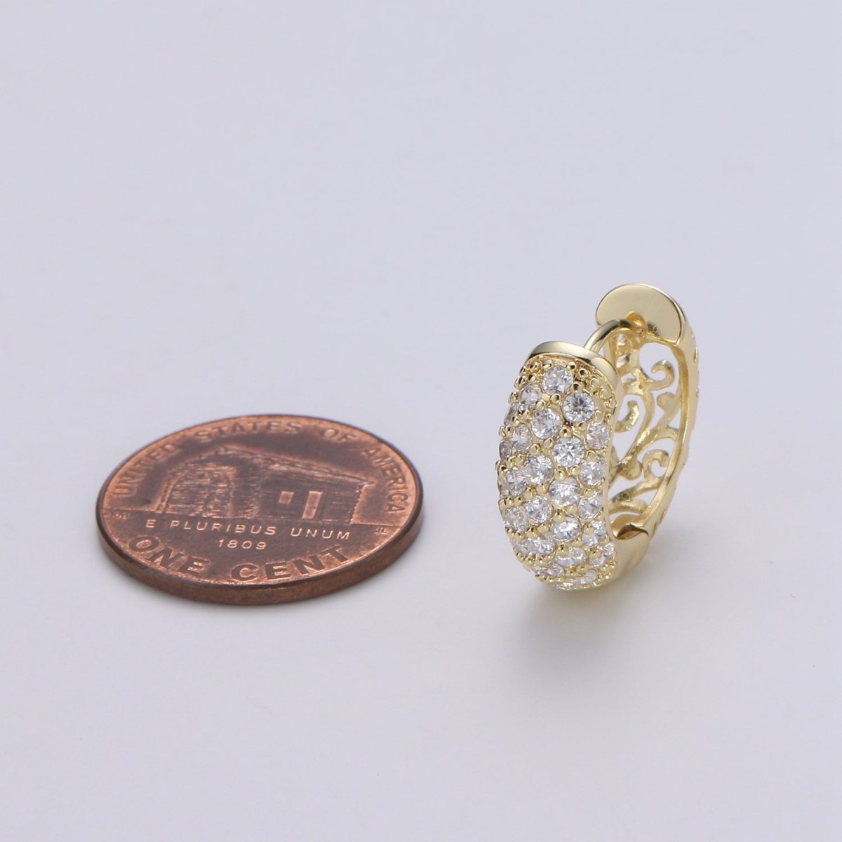 14K Gold plated CZ Cubic Zirconia Hoop Huggie Earrings Chunky Hoop Earring for Valentine Gift Q-306 - DLUXCA