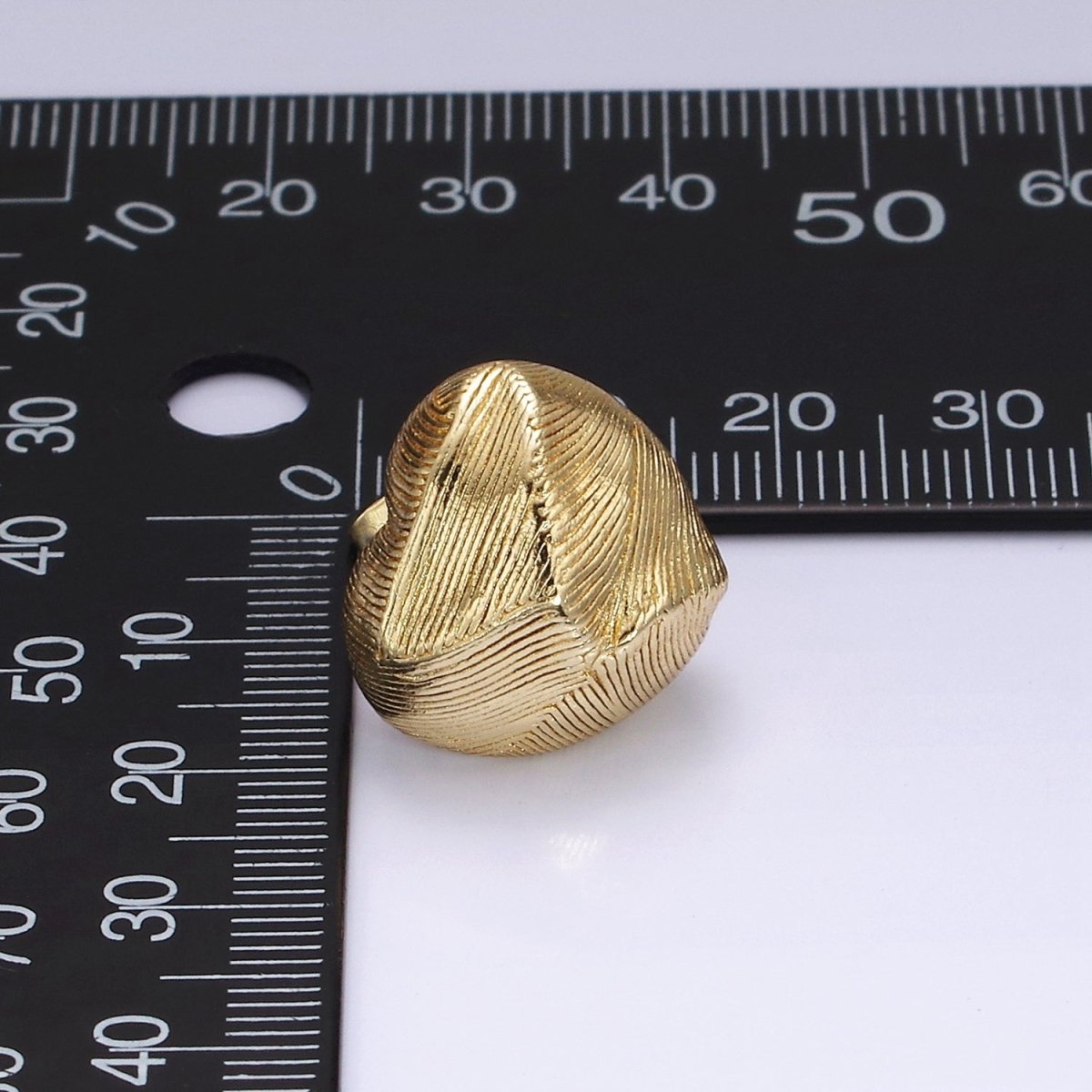 14K Gold plated Lined Geometric Heart Dome C-Shaped Hoop Earrings | V458 - DLUXCA