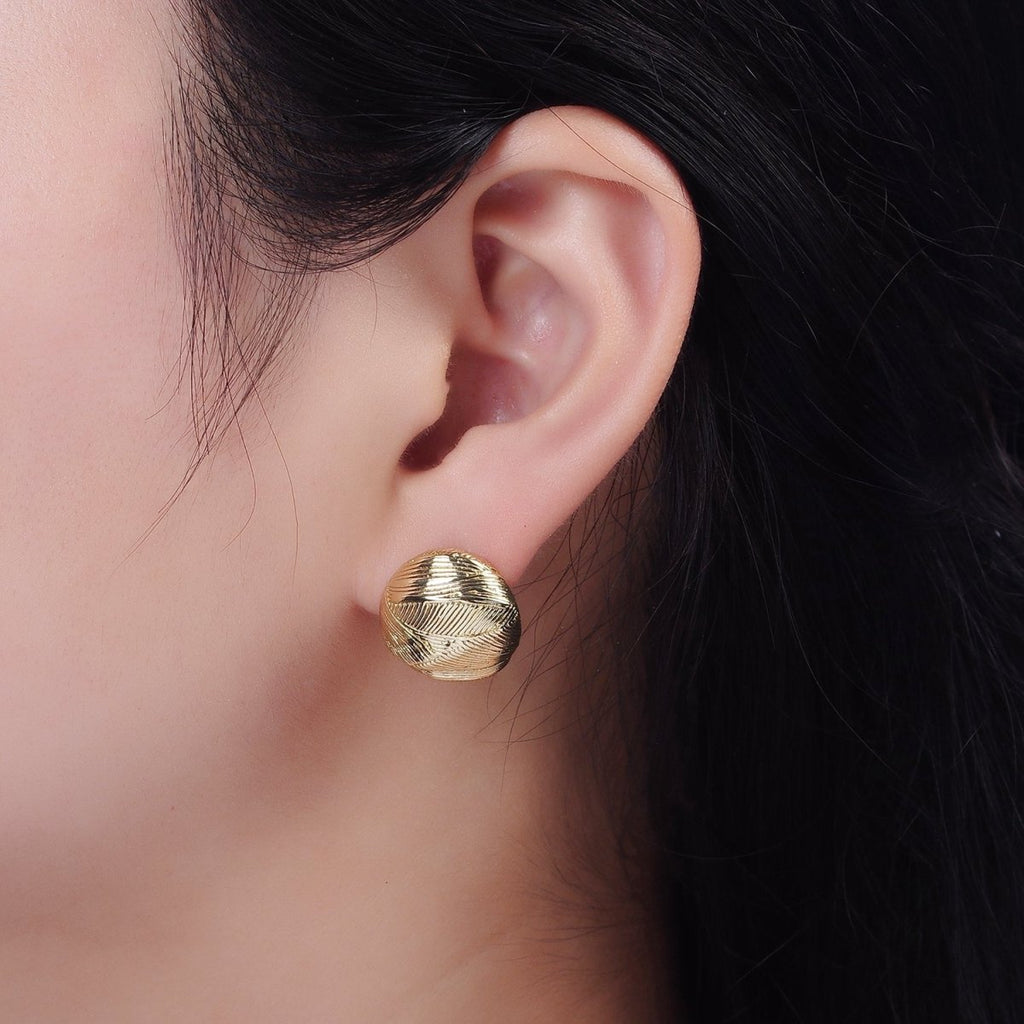 14K Gold plated Lined Geometric Round Dome C-Shaped Hoop Earrings | V457 - DLUXCA