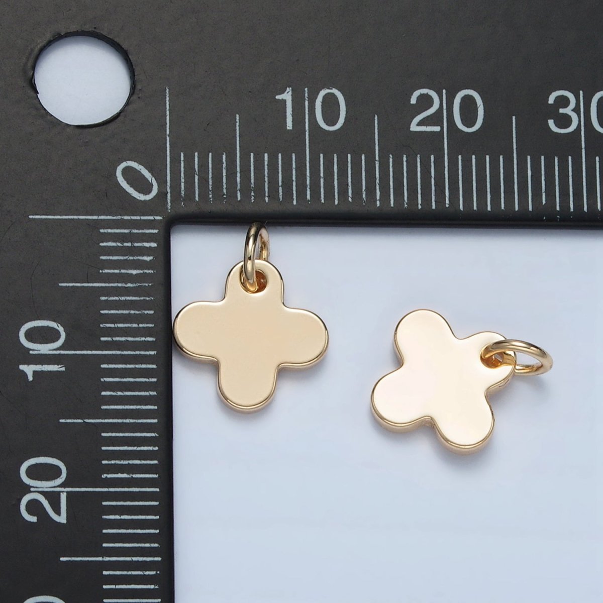 14K Gold plated Minimalist Quatrefoil Flower Charm | D722 - DLUXCA
