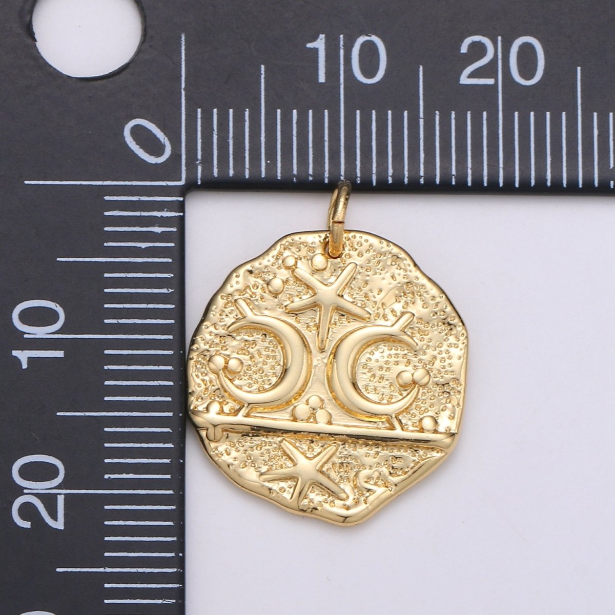 14k Gold plated Moon and Star Medallion Pendant Celestial Astrology Round Disc Charm Pendant, Vintage Coin for Layer Necklace Earring Supply D-716 - DLUXCA
