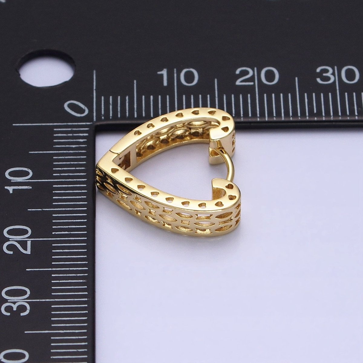 14K Gold plated Oval Filigree Heart Geometric Huggie Earrings | AB1532 - DLUXCA