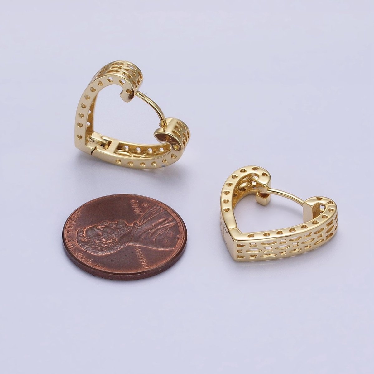 14K Gold plated Oval Filigree Heart Geometric Huggie Earrings | AB1532 - DLUXCA