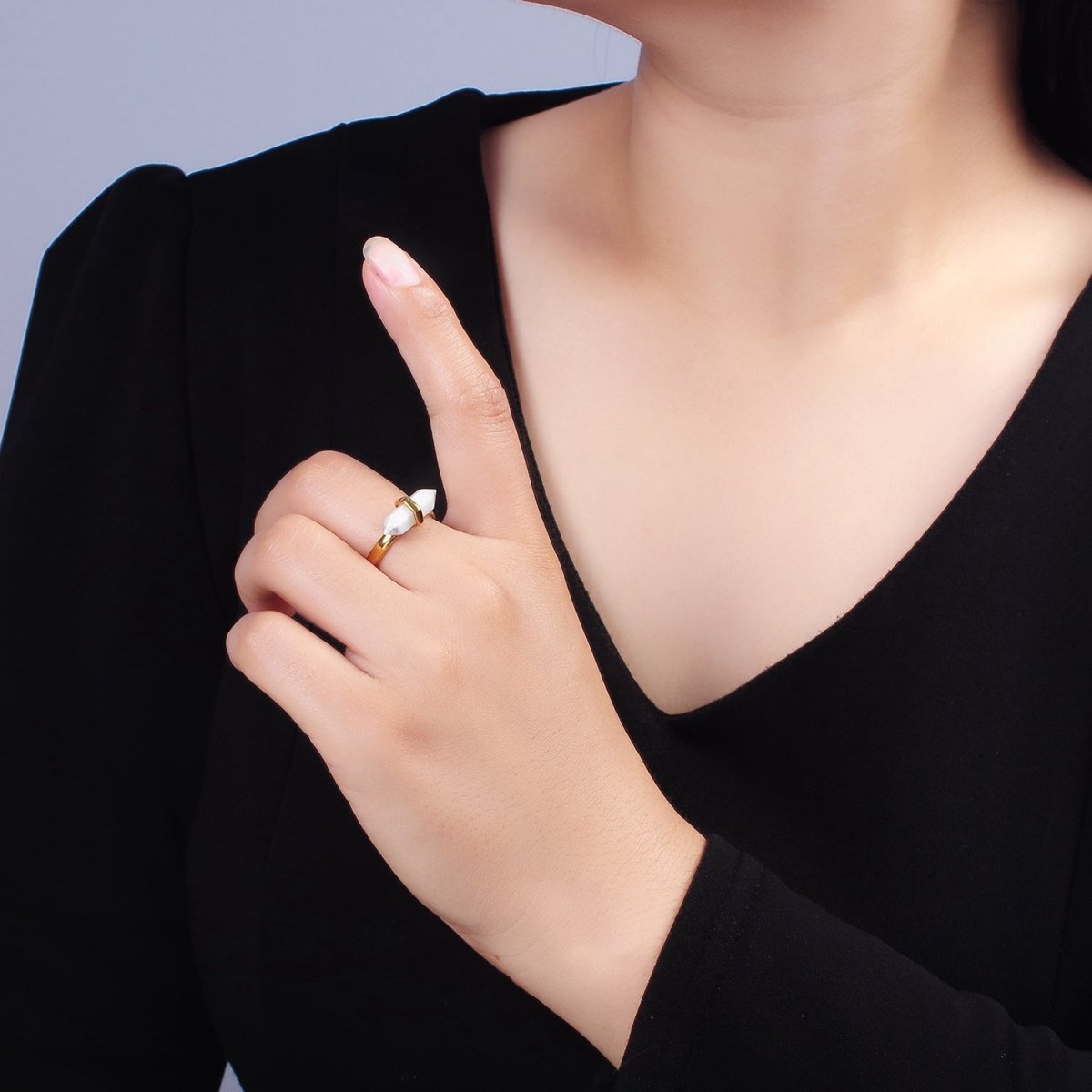 14K Gold plated Pointed Wand Citrine, Rose Quartz, Aquamarine, Amazonite, Howlite, Amethyst, Labradorite, Onyx Ring | O1043 - O1050