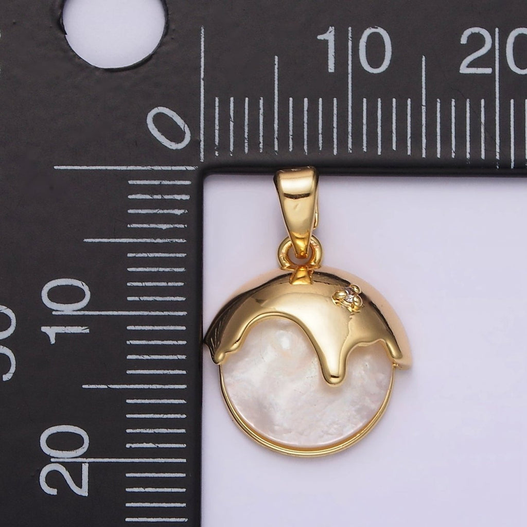 14K Gold plated Shell Pearl Molten Drip Round Pendant | N1795 - DLUXCA