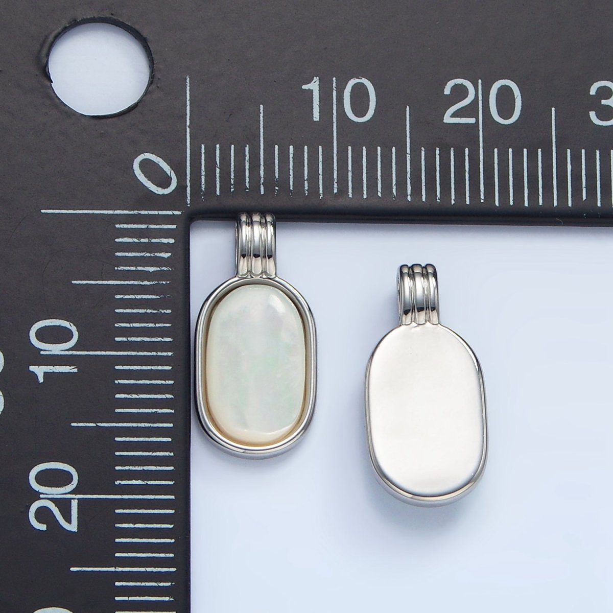 14K Gold plated Shell Pearl Oblong Bezel Triple Band Pendant in Gold & Silver | AA973 - DLUXCA