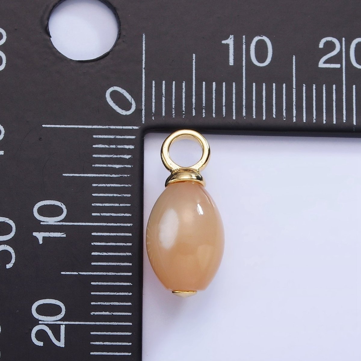 14K Gold plated Shell Pearl Teardrop Pendant | P1753 - DLUXCA