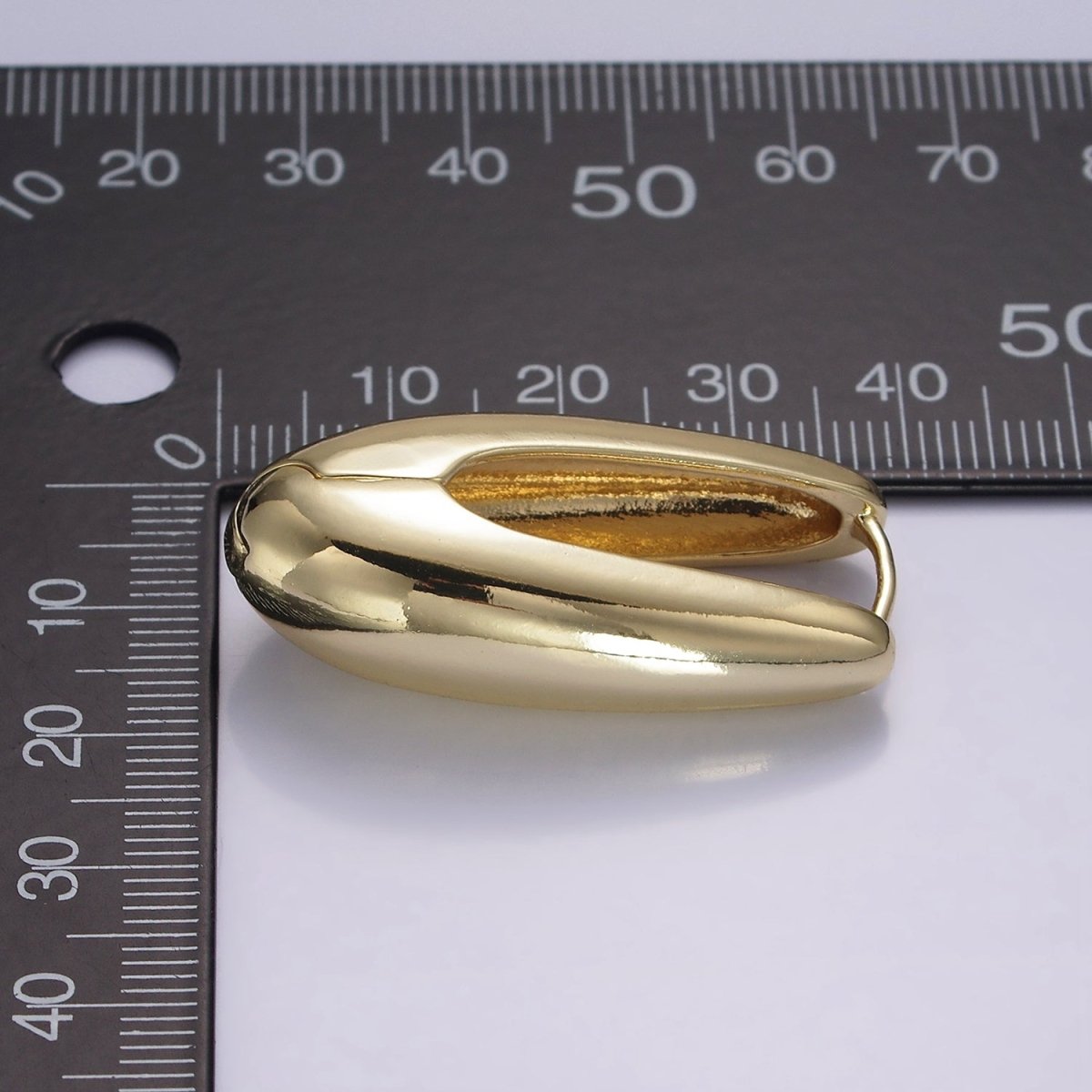 14K Gold plated U-Shaped Oblong Dome Hoop Earrings | AE256 - DLUXCA