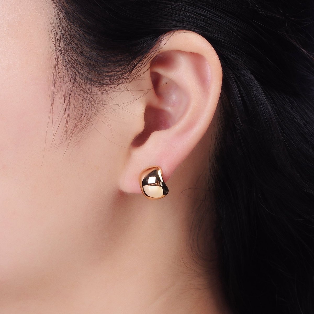 16K Gold plated 12mm Wide Dome C-Shaped Cartilage Hoop Earrings | AE891 - DLUXCA
