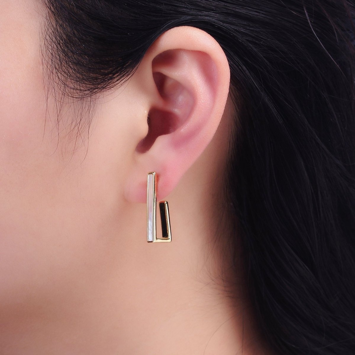 16K Gold plated 24.5mm Shell Pearl Lined Boxy J-Shaped Hoop Earrings in Gold & Silver | Y801 Y802 - DLUXCA