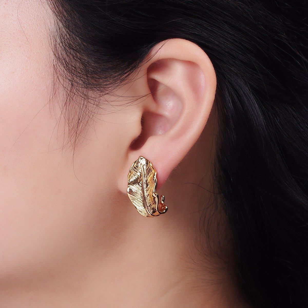 16K Gold plated 25mm Nature Leaf Textured J-Shaped Hoop Earrings | AE889 - DLUXCA