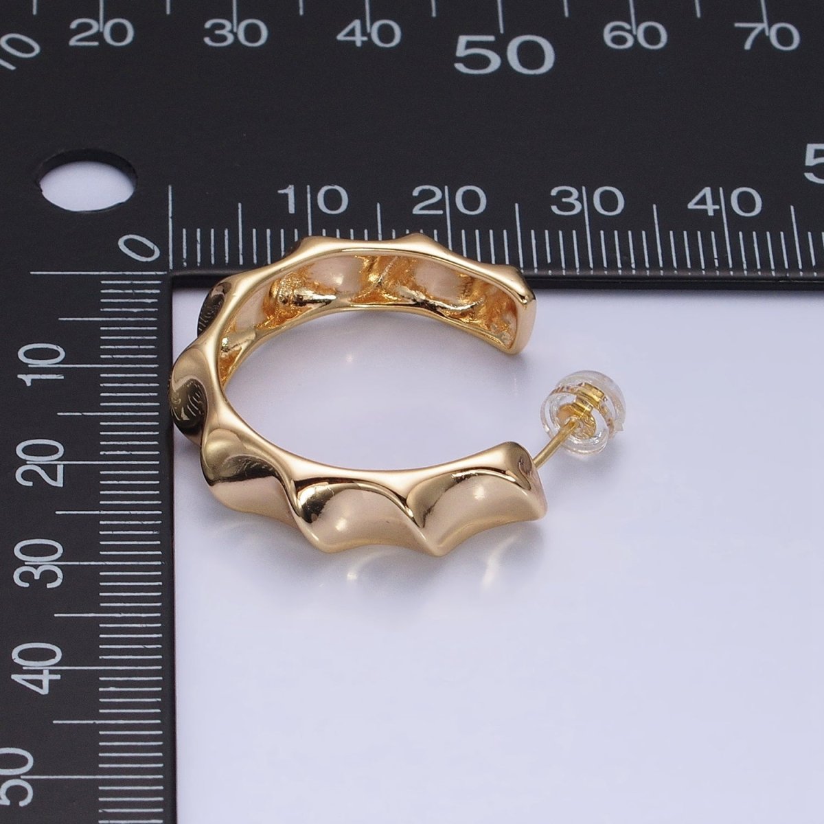 16K Gold plated 30mm Curve Edged Geometric C-Shaped Hoop Earrings in Gold & Silver | AE025 AE026