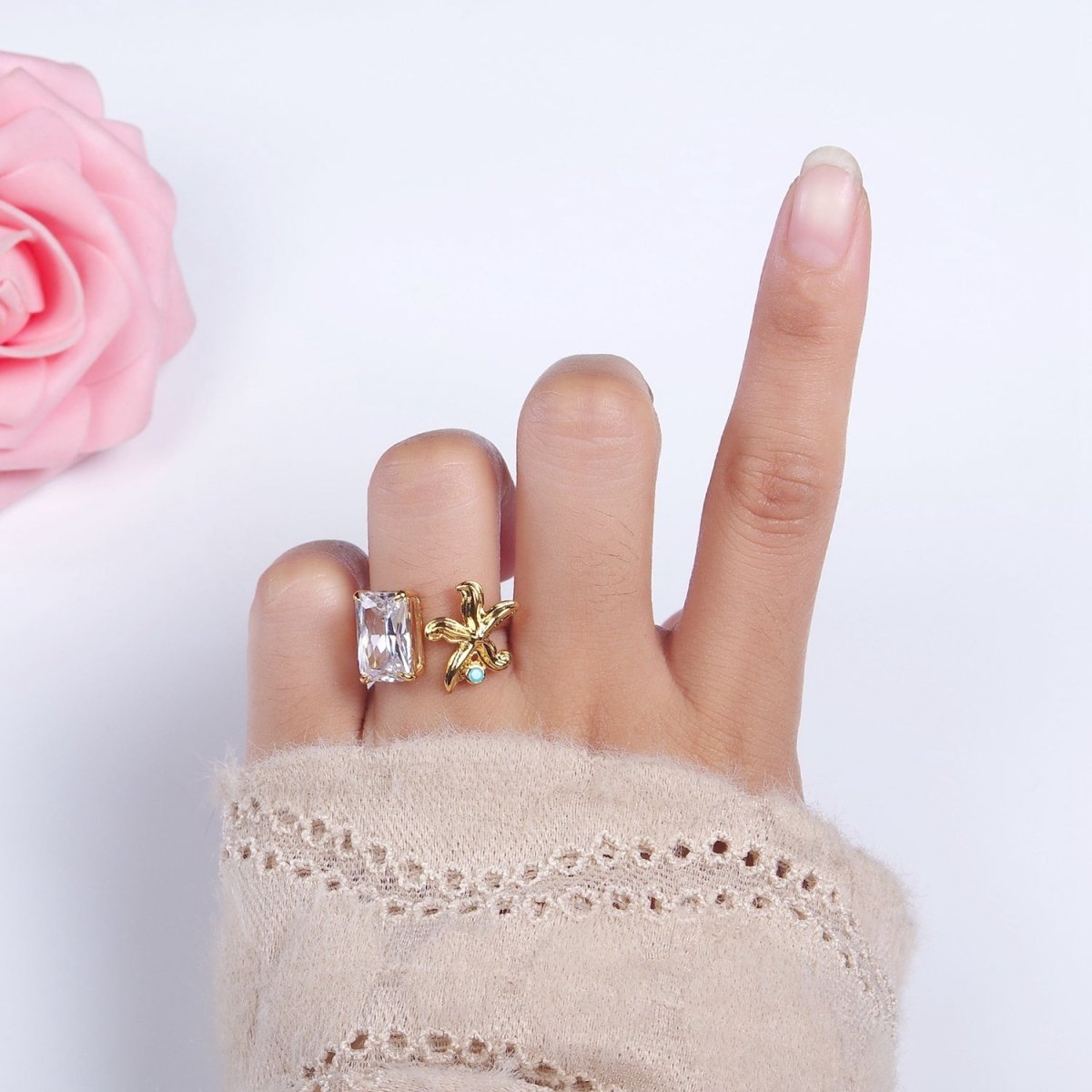 16K Gold plated Clear Baguette CZ Turquoise Starfish Open Claw Ring | O1058 - DLUXCA