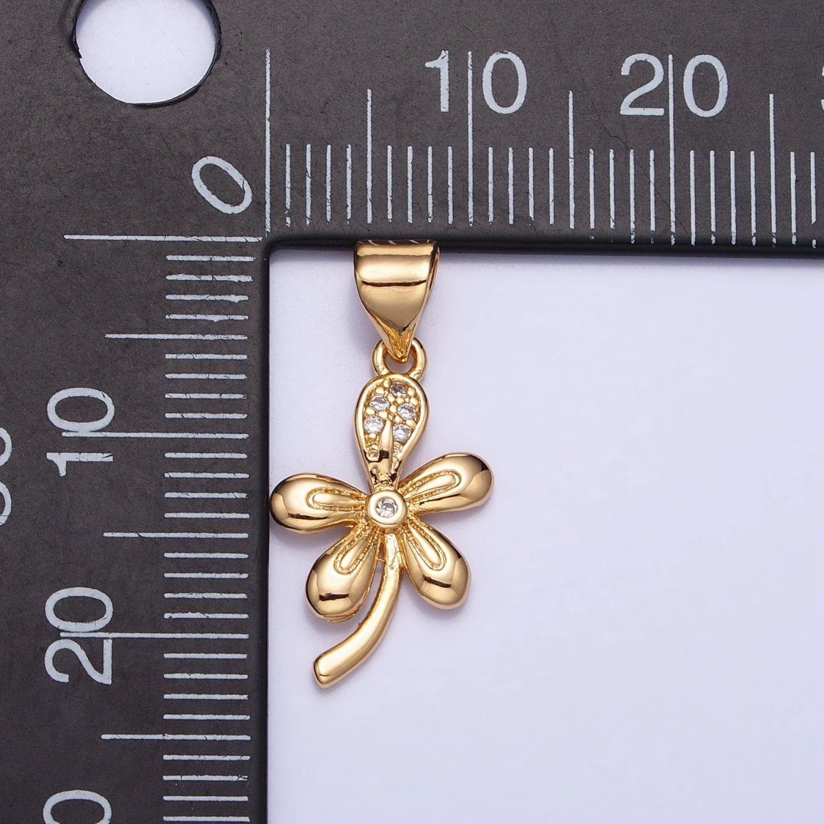 16K Gold plated Nature Daisy Flower CZ Petal Micro Paved Pendant in Gold & Silver | AA390 AA391