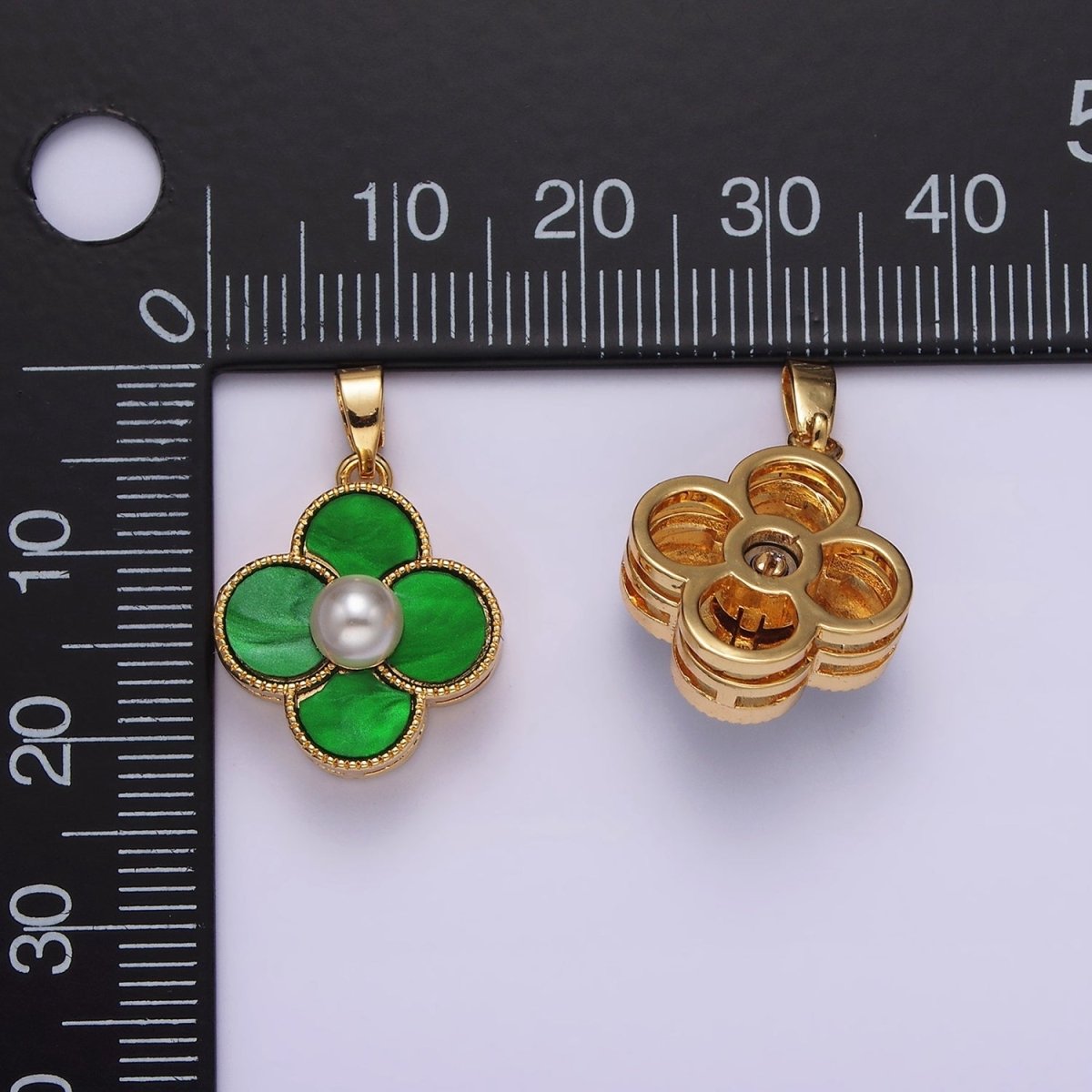 16K Gold plated Pearl Flower Quatrefoil Spinner Pendant | AA1099 - AA1101 - DLUXCA