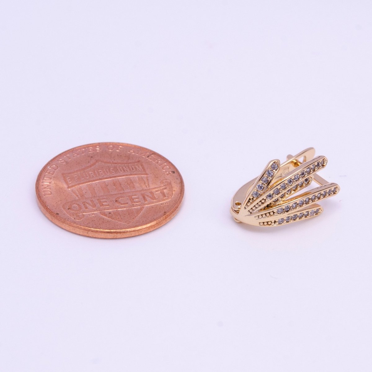 18K Gold plated 14mm Long Palm Leaf Micro Paved CZ English Lock Earrings | Y-850 - DLUXCA
