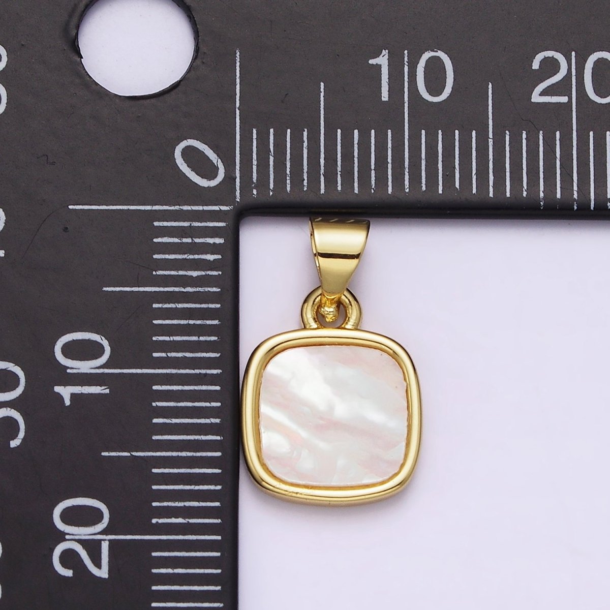 18K Gold plated 17.5mm White Shell Pearl Square Pendant | AA-554 - DLUXCA