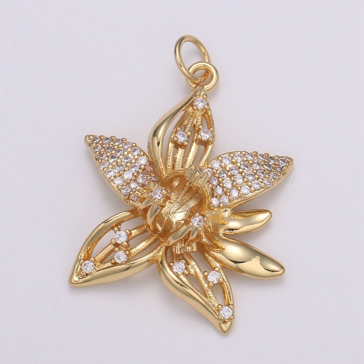 18K Gold plated Crystal Flower Charm E-207 - DLUXCA