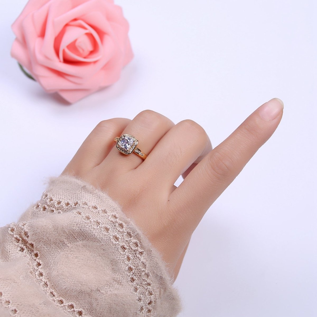 18K Gold plated Crystal Zirconia CZ Solitaire Promise Ring, Adjustable Ring For Valentine U-336 - DLUXCA