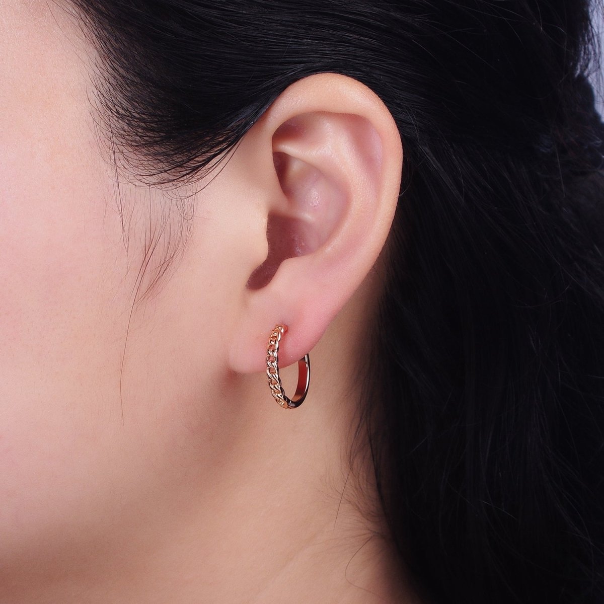 18K Gold plated Curb Link Chain Endless Hoop Huggie Earrings |AD-1411 - DLUXCA