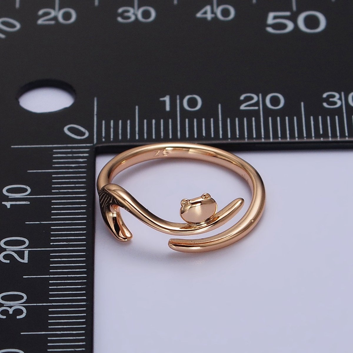 18K Gold plated Forest Frog on Branch Minimalist Ring | Y-586 - DLUXCA