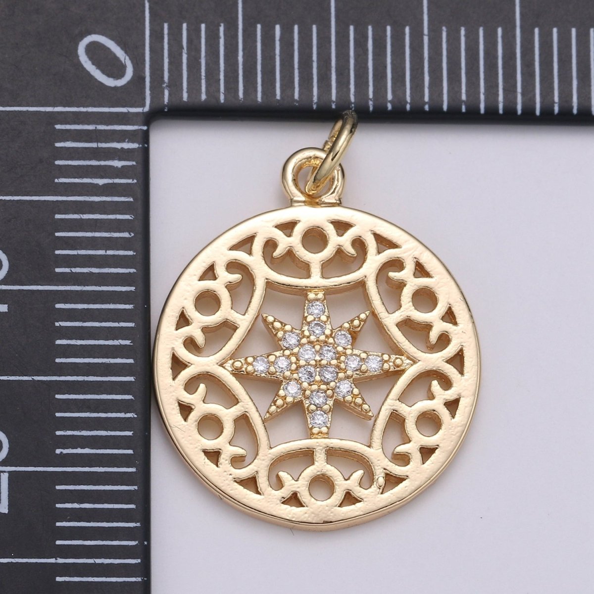 18K Gold plated Star Circle Charm E-094 - DLUXCA