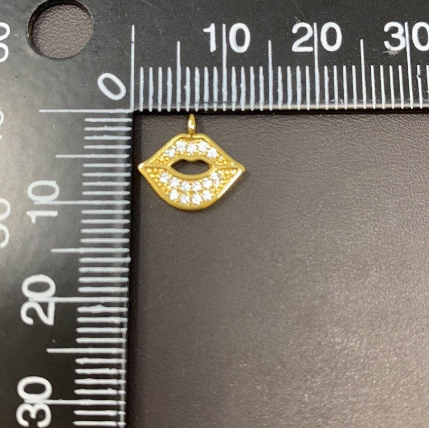 18K Gold plated Tiny Lip Kiss Cubic Zirconia Pendant Charm C-024