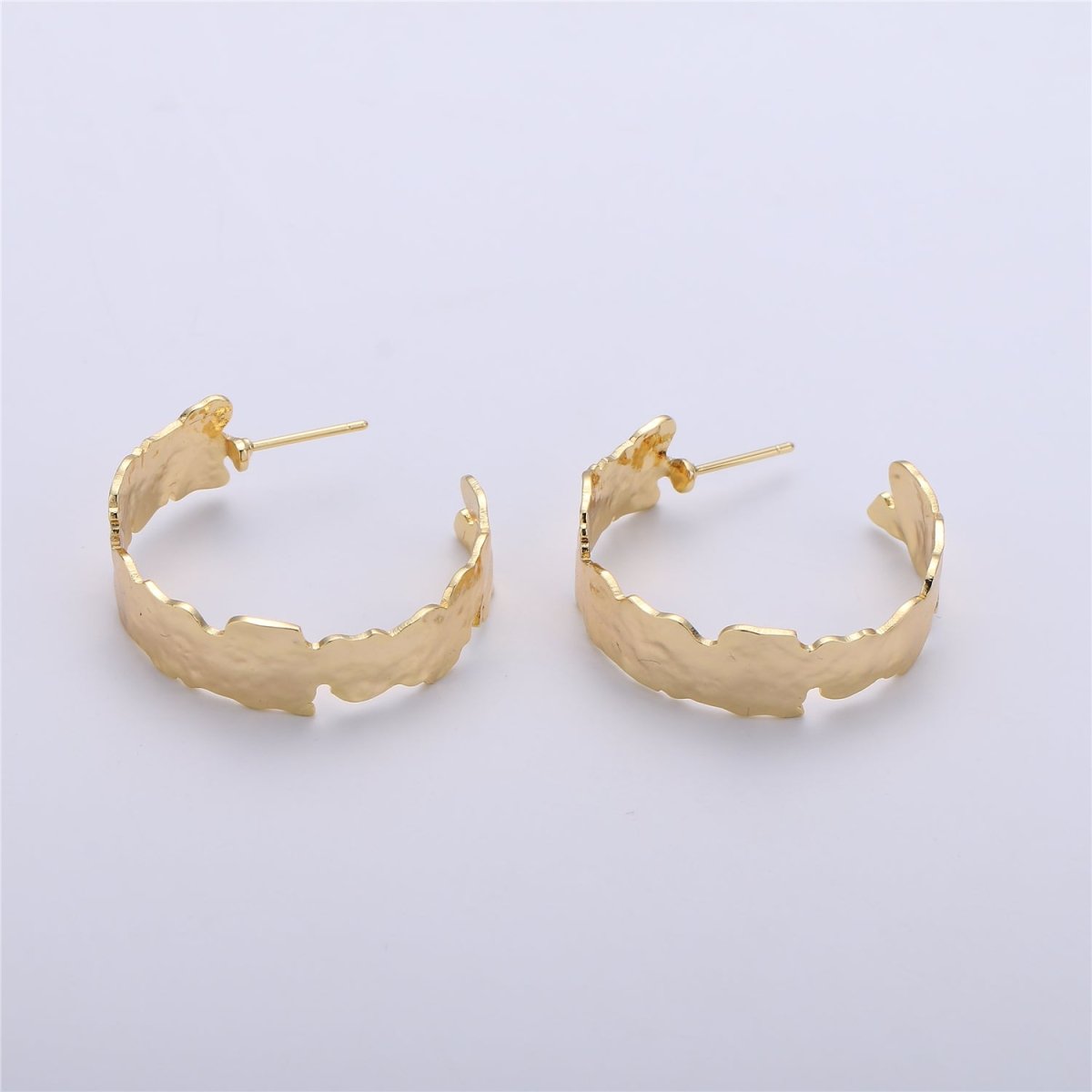 20mm, 33mm Rustic Gold plated hoop earrings, hoop posts, Thick hoop Jewelry Making Supply Component 1 pairs K-157 - DLUXCA