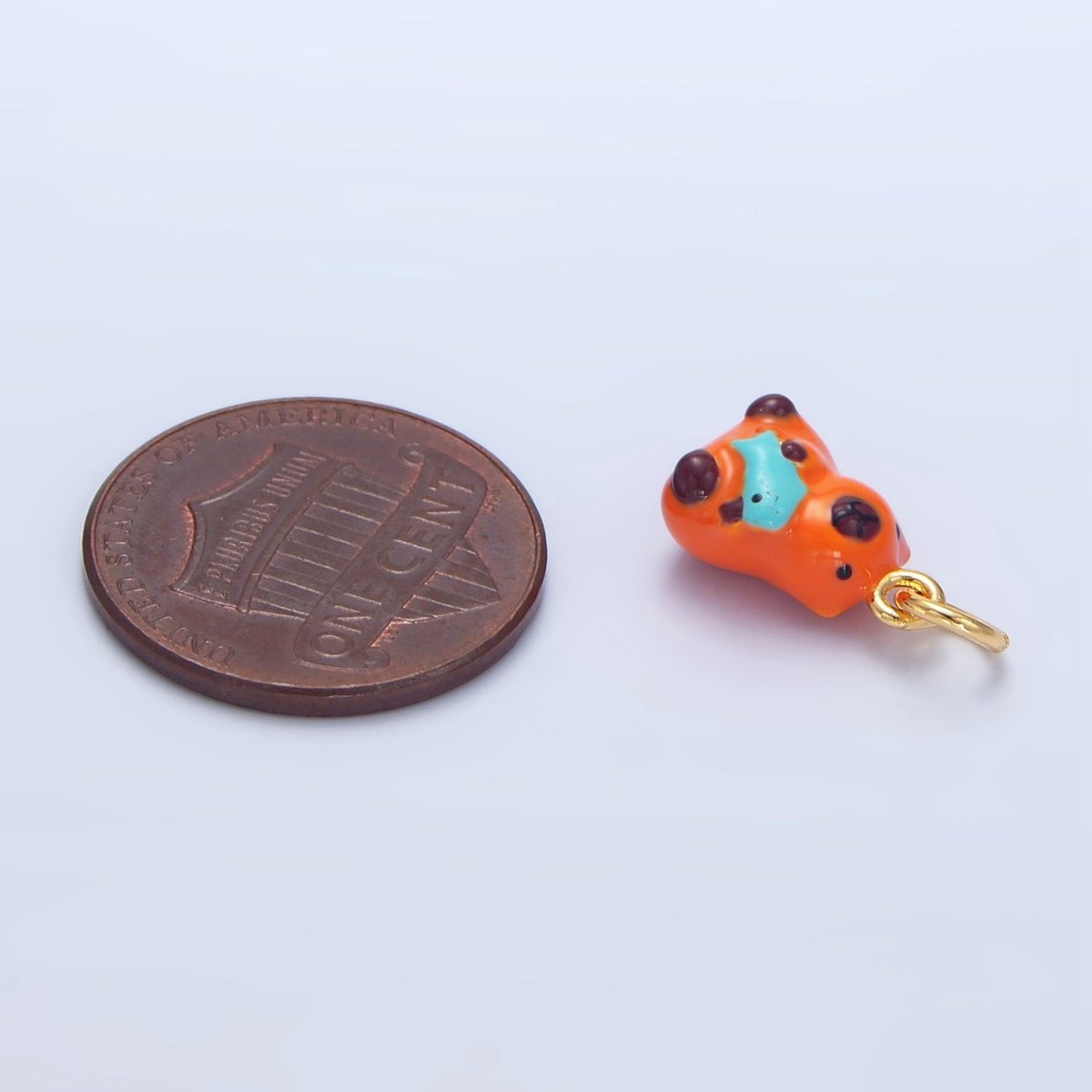24K Gold plated 10mm Glass Capybara with Fish Animal Charm | X577 - DLUXCA