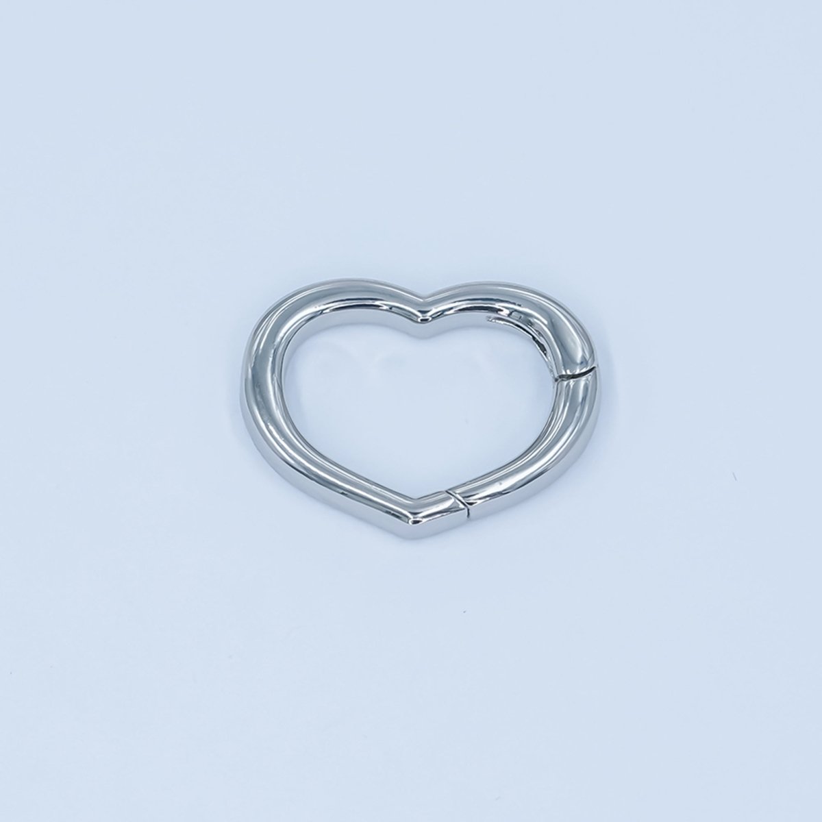 24K Gold plated 14.8mm Minimalist Heart Push Gate Finding in Gold & Silver | Z1136 - DLUXCA