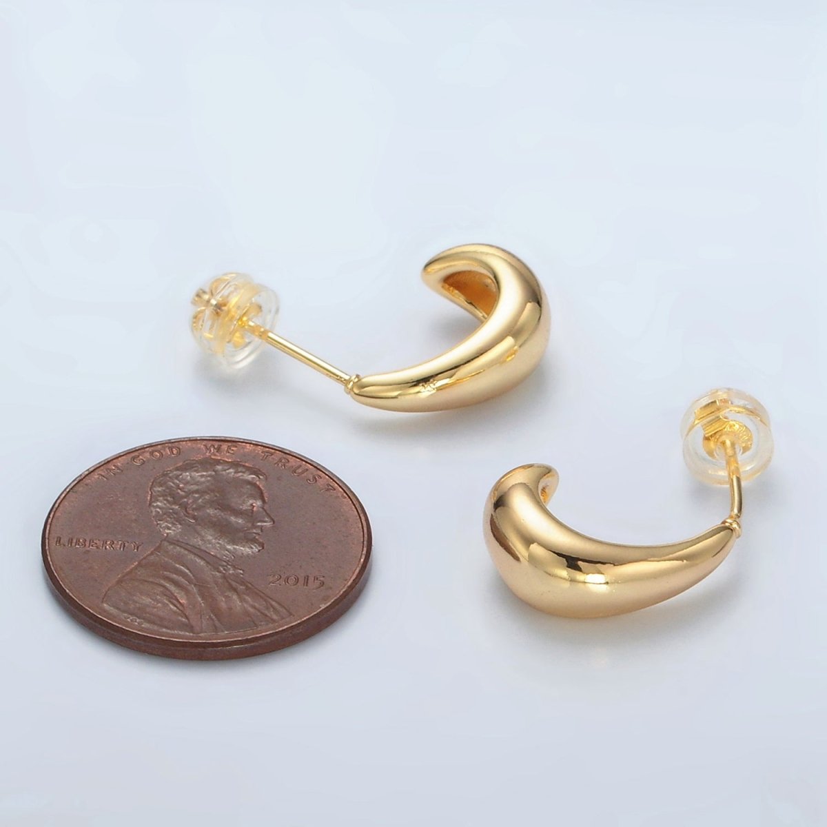 24K Gold plated 15mm Minimalist Dome J - Shaped Hoop Earrings | Q452 - DLUXCA
