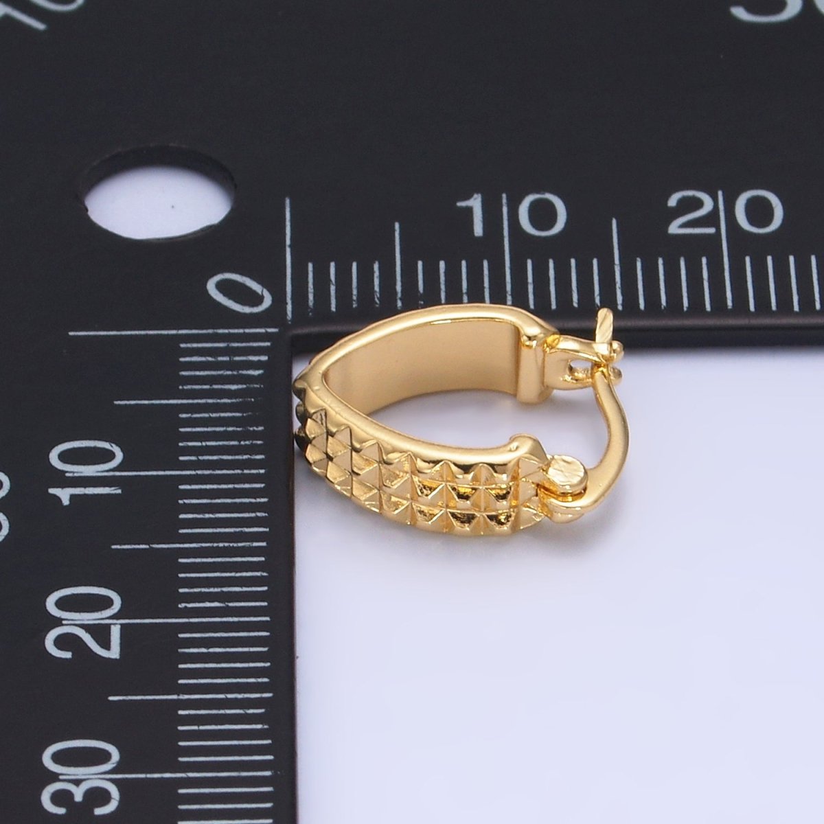 24K Gold plated 15mm Multifaceted Edged Triangle Latch Hoop Earrings | AB670 