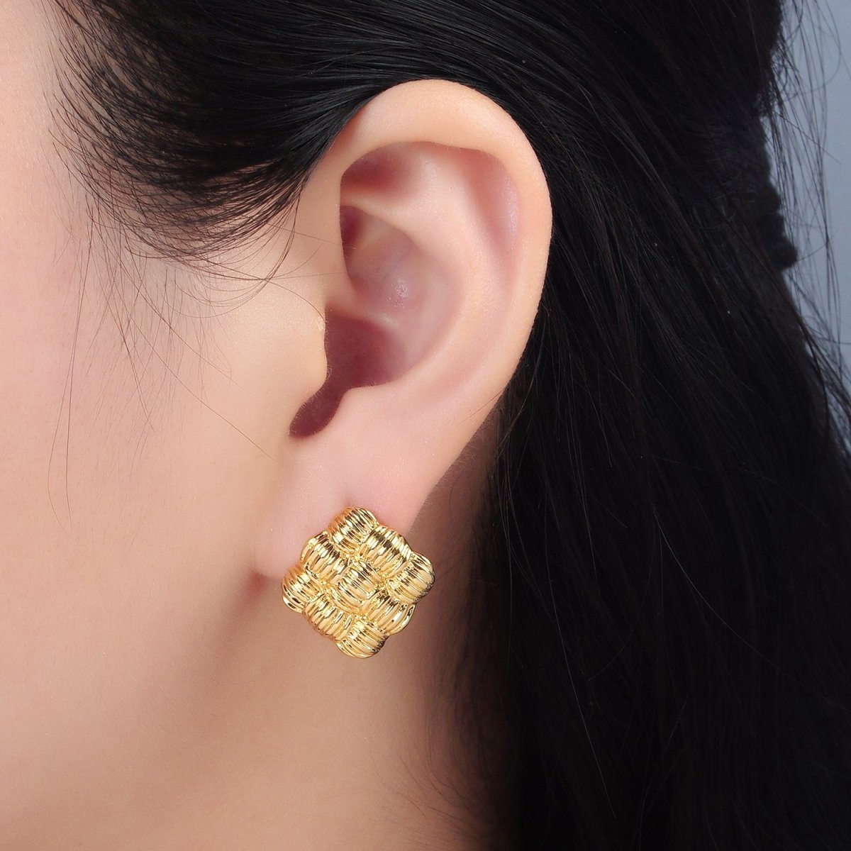 24K Gold plated 15mm Ribbed Weave Square Stud Earrings | AD657 - DLUXCA