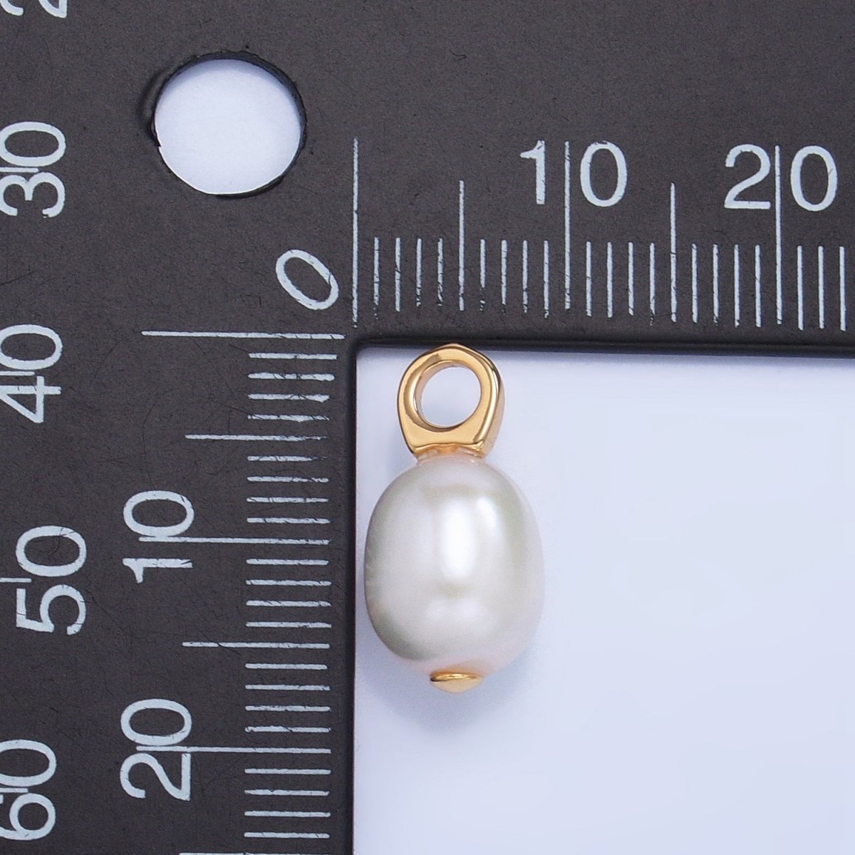 24K Gold plated 17mm White Button Freshwater Pearl Drop Minimalist Pendant | P1917 - DLUXCA