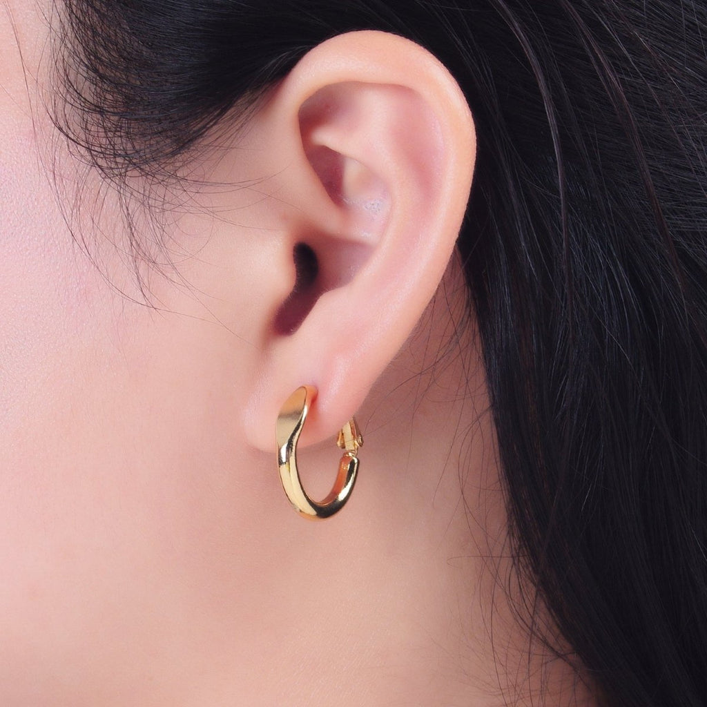 24K Gold plated 20mm Flat Edged Minimalist Hinge Hoop Earrings | P232 - DLUXCA