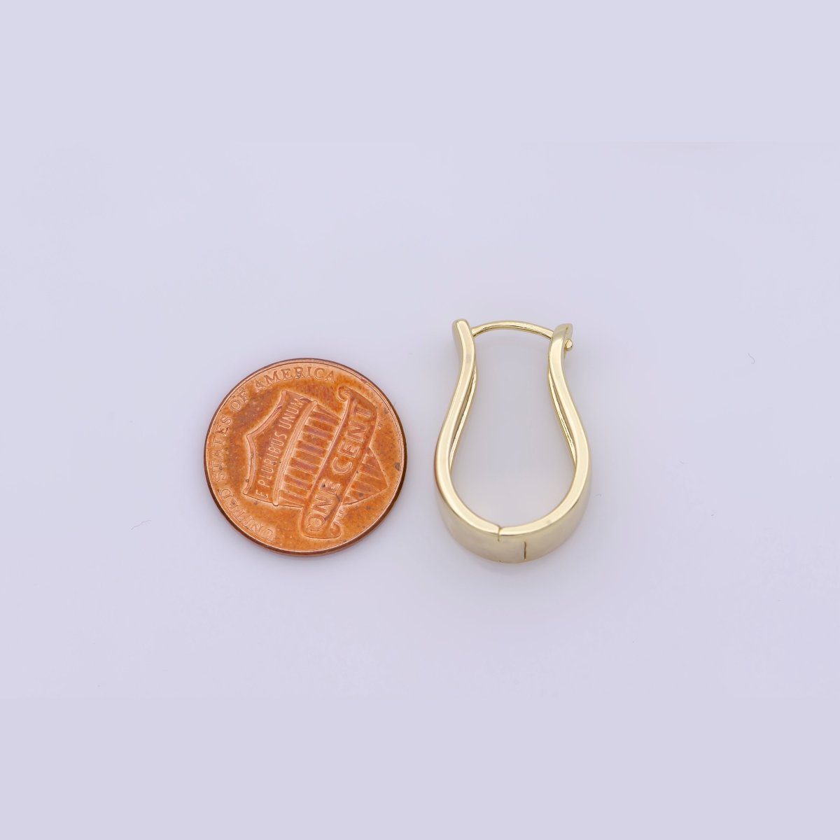 24K Gold plated 23mm Curved Hoop Earrings | V451 - DLUXCA