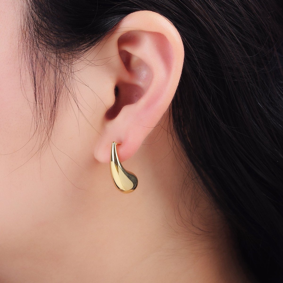 24K Gold plated 23mm Minimalist Teardrop Stud Earrings | P512 - DLUXCA