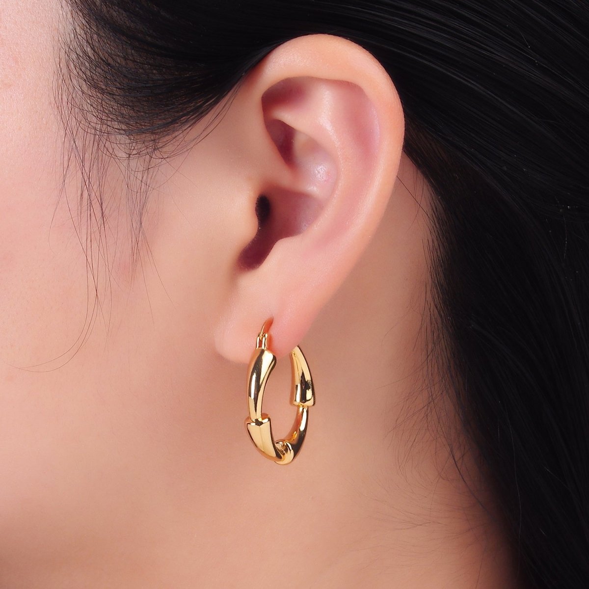 24K Gold plated 25mm Geometric Band Latch Hoop Earrings | AB1469 