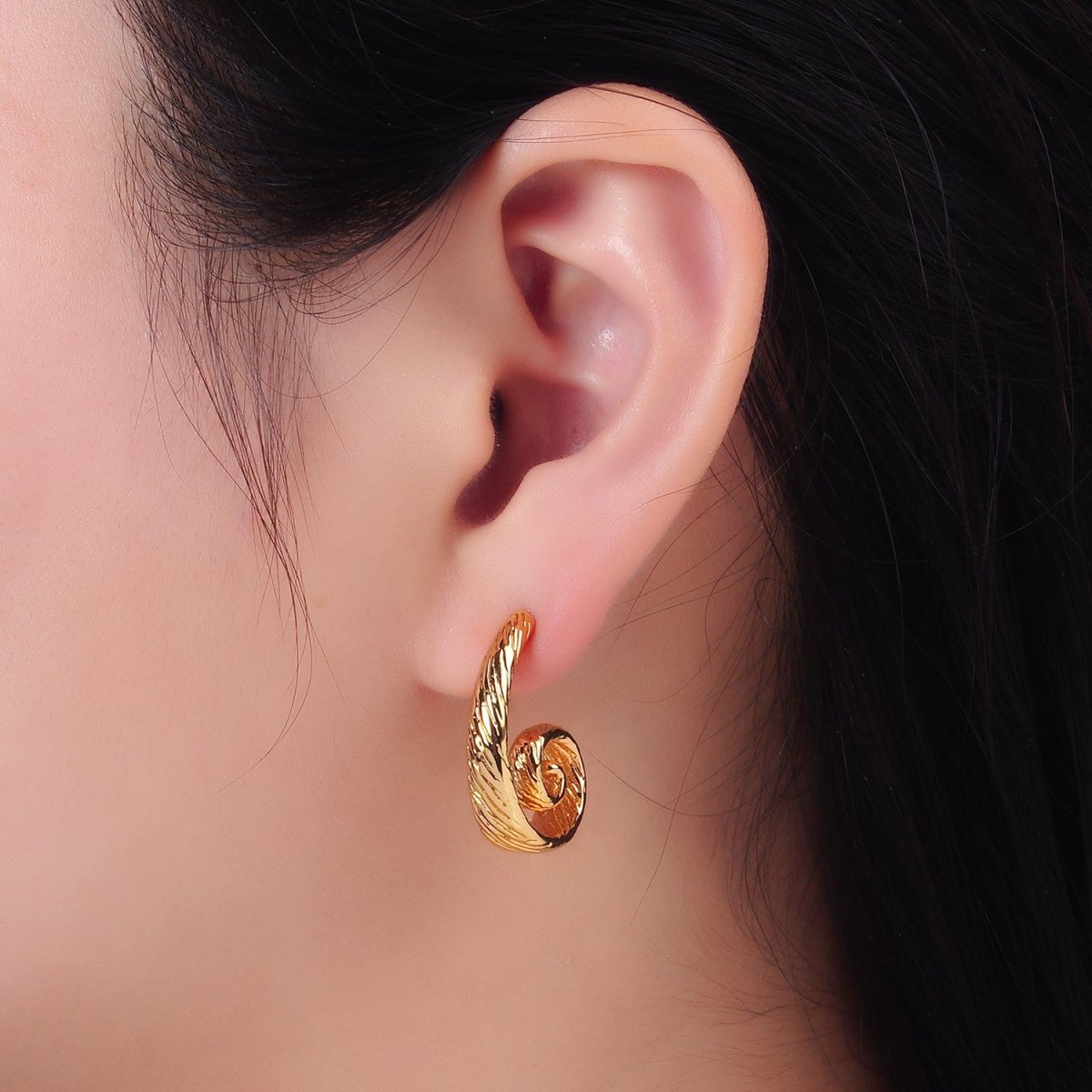 24K Gold plated 25mm Line - Textured Circular J - Shaped Hoop Earrings | AB1470 